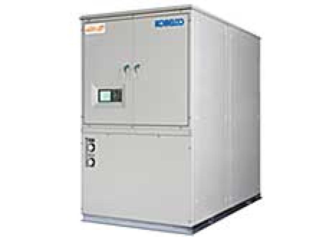 超高効率インバータヒートポンプチラー（水冷・空冷）